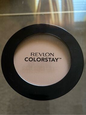 Revlon ColorStay Pressed Powder - Medium 840